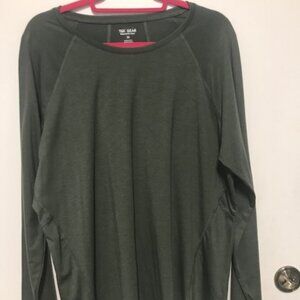 New Tek Gear Women Long-Sleeve Dark Green Tee.Flattering Side Seams & Back. 1X